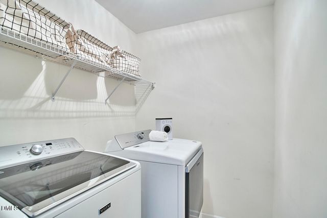 3008 Knottsberry Way, Apex, NC 27539