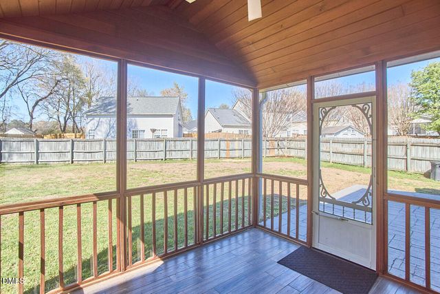 3008 Knottsberry Way, Apex, NC 27539