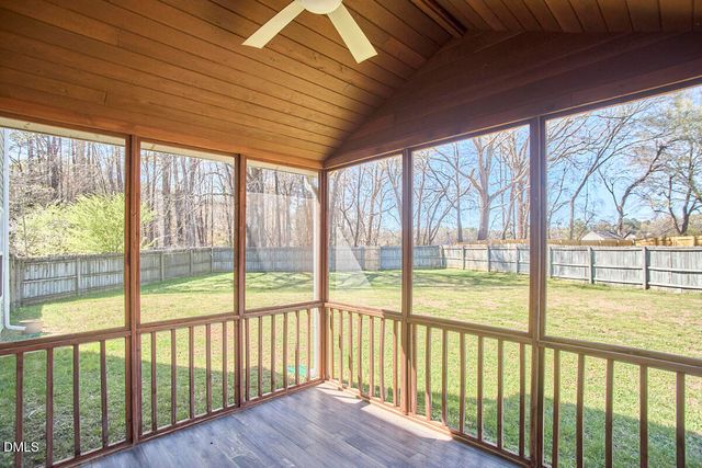 3008 Knottsberry Way, Apex, NC 27539