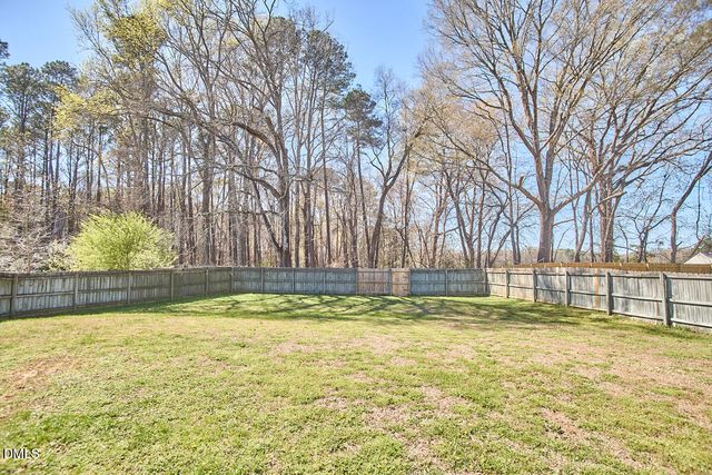 3008 Knottsberry Way, Apex, NC 27539