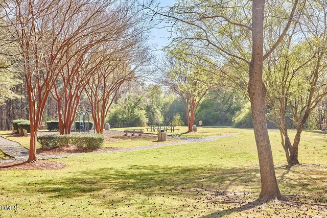 3008 Knottsberry Way, Apex, NC 27539