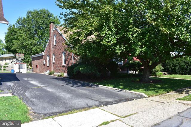 4322 8TH AVE, Temple, PA 19560