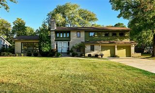 3785 Russett Drive, Broadview Heights, OH 44147