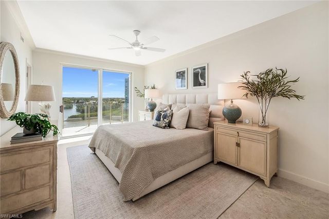 10 Seagate DR 6N, Naples, FL 34103