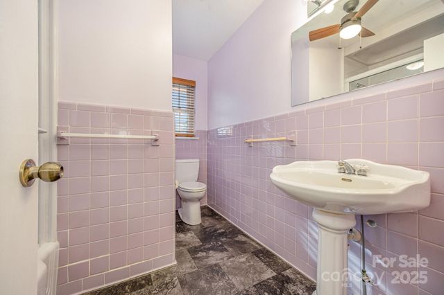 1213 Edgedale Drive, Salisbury, NC 28144