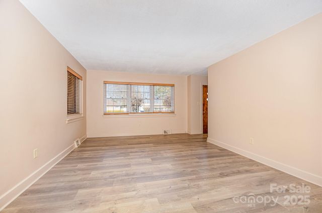 1213 Edgedale Drive, Salisbury, NC 28144