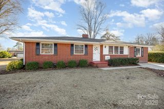 1213 Edgedale Drive, Salisbury, NC 28144