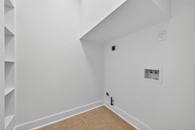 28 Riva Row, Spring, TX 77380