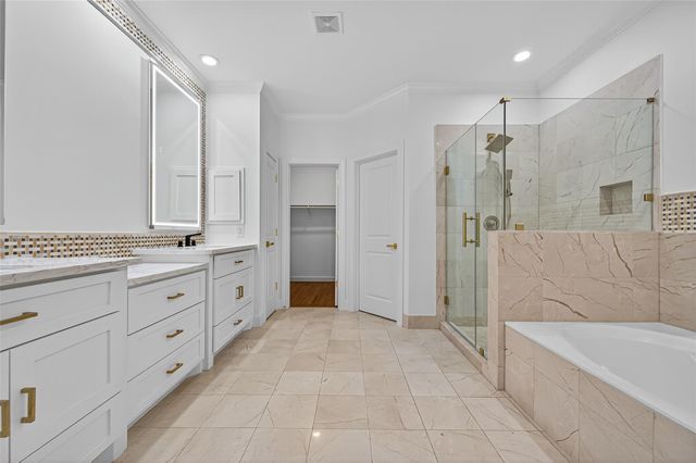 28 Riva Row, Spring, TX 77380