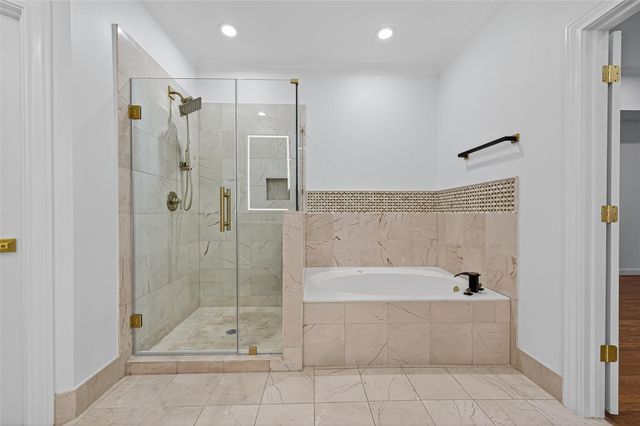 28 Riva Row, Spring, TX 77380