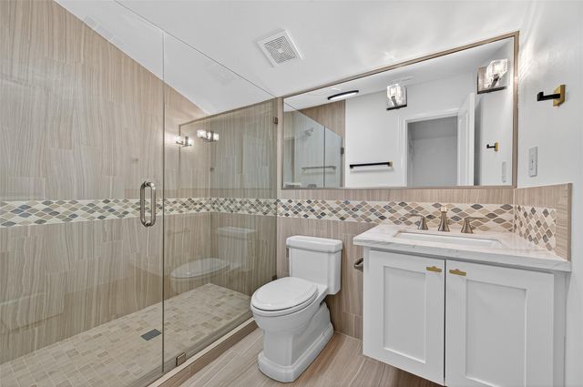 28 Riva Row, Spring, TX 77380