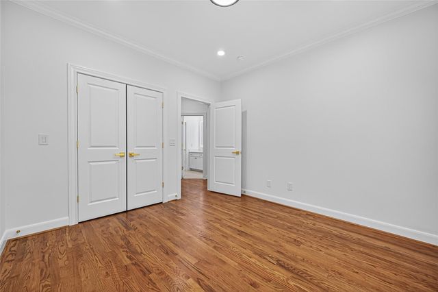 28 Riva Row, Spring, TX 77380