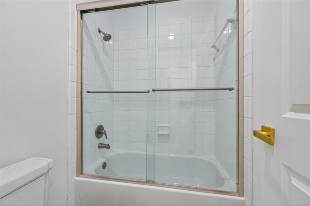 28 Riva Row, Spring, TX 77380