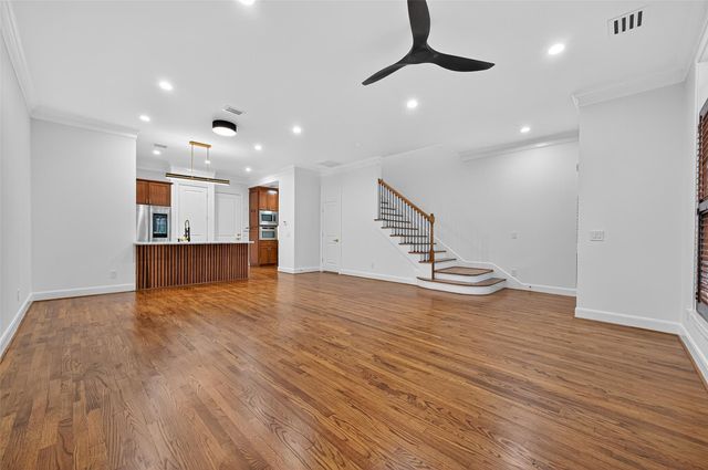 28 Riva Row, Spring, TX 77380