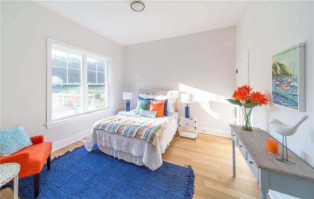 02 Venus Drive, Warwick, RI 02818