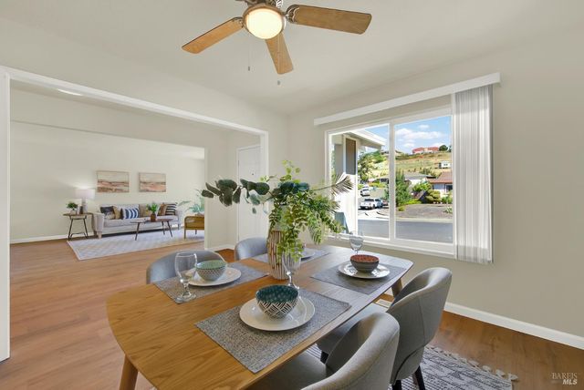 143 Primrose Ln, Vallejo, CA 94591