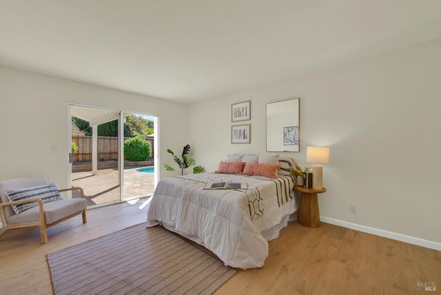 143 Primrose Ln, Vallejo, CA 94591