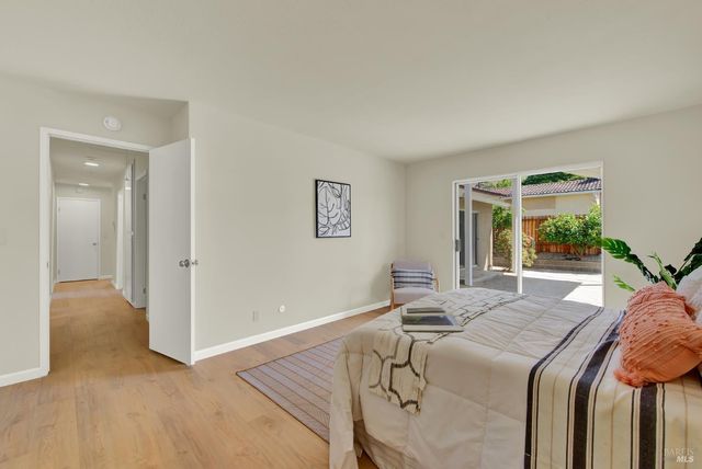 143 Primrose Ln, Vallejo, CA 94591