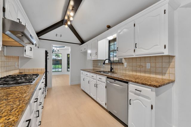 3713 Andrea Lane, Rowlett, TX 75088