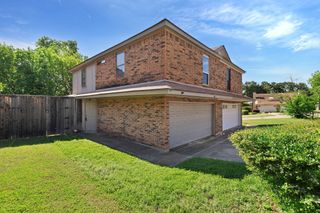 134 Main Place, Euless, TX 76040