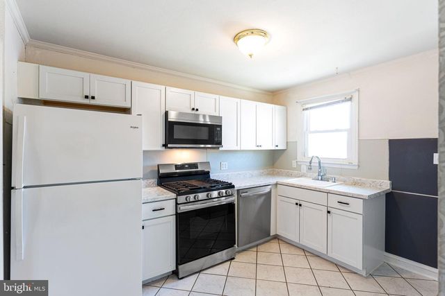 10 RALEIGH CT, New Castle, DE 19720