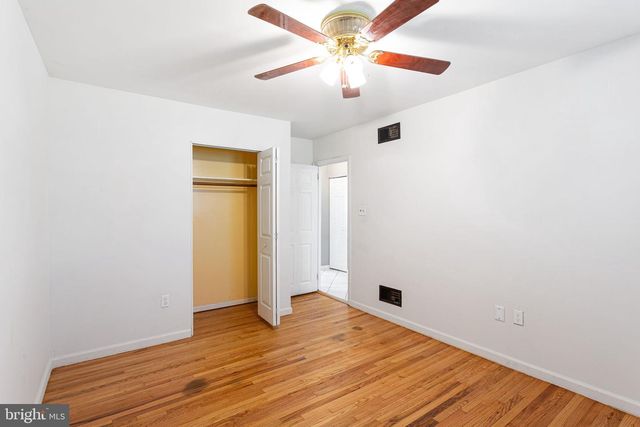 10 RALEIGH CT, New Castle, DE 19720