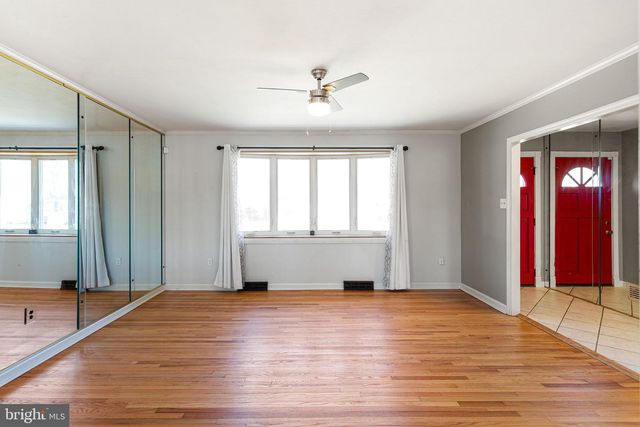 10 RALEIGH CT, New Castle, DE 19720