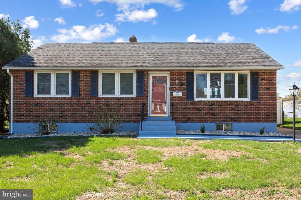 10 RALEIGH CT, New Castle, DE 19720