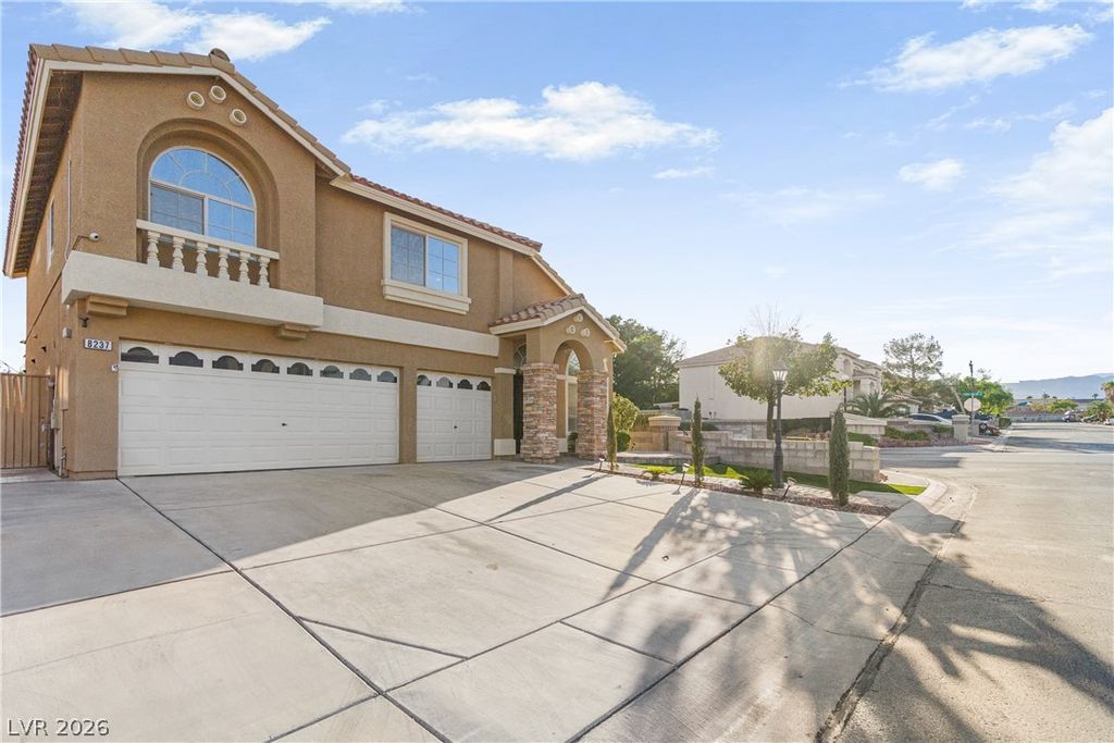 8237 Mountain Heather Court, Las Vegas, NV 89149 — photo 2