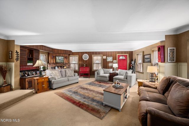 7159 Railroad Street, Holland, OH 43528