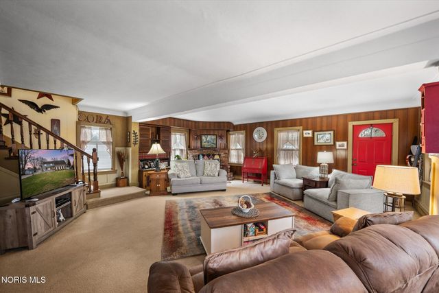 7159 Railroad Street, Holland, OH 43528