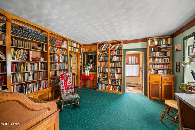 7159 Railroad Street, Holland, OH 43528