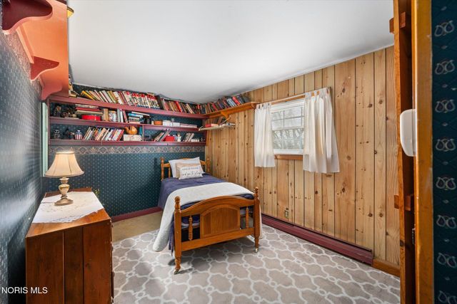 7159 Railroad Street, Holland, OH 43528