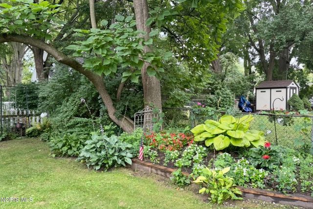 7159 Railroad Street, Holland, OH 43528