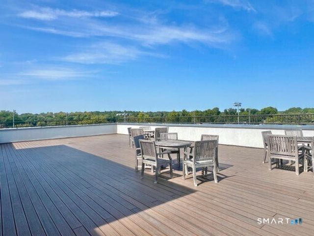 215 Stillwater Avenue 216, Stamford, CT 06902