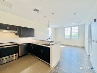 215 Stillwater Avenue 216, Stamford, CT 06902