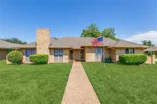 1119 E Spring Valley Road, Richardson, TX 75081