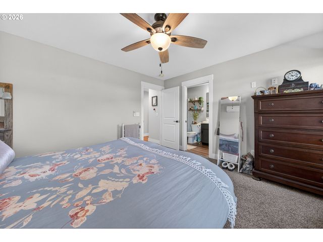 669 Nw T St, Winston, OR 97496