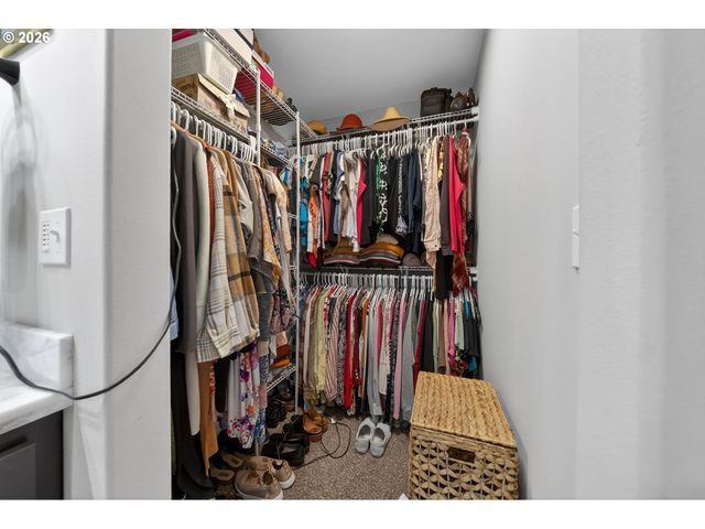 669 Nw T St, Winston, OR 97496