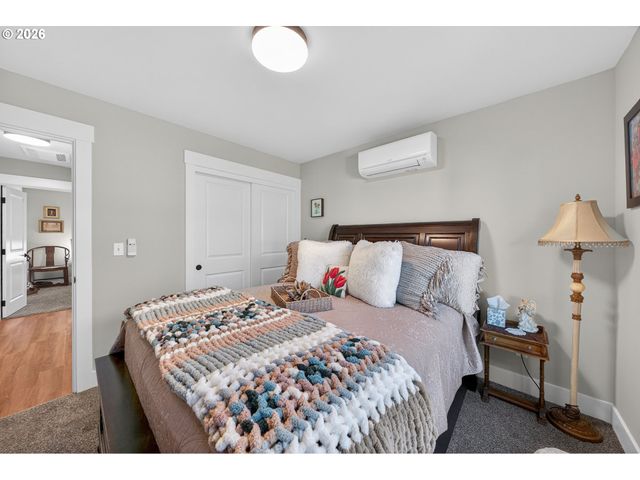 669 Nw T St, Winston, OR 97496