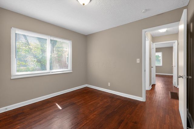 1130 Studer Avenue, Columbus, OH 43206