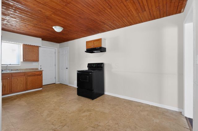 1130 Studer Avenue, Columbus, OH 43206