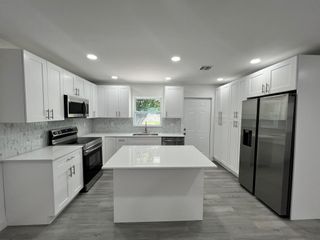 2801 Ave Q, Fort Pierce, FL 34947