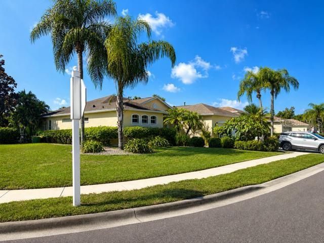 11876 HOLLYHOCK DRIVE, Bradenton, FL 34202