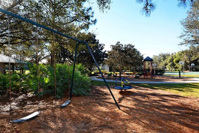 11876 HOLLYHOCK DRIVE, Bradenton, FL 34202