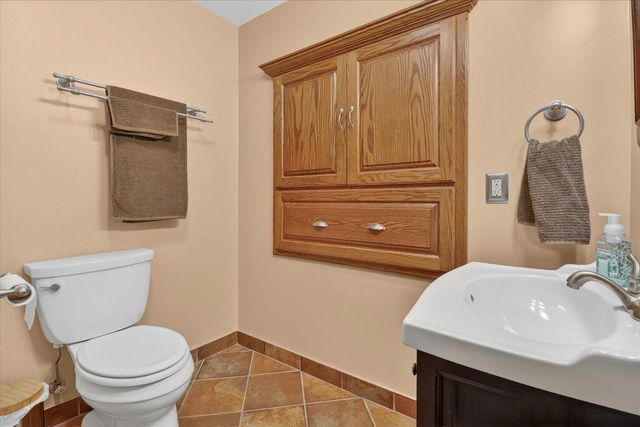 2309 E Pine Tree Court, Milton, WI 53563