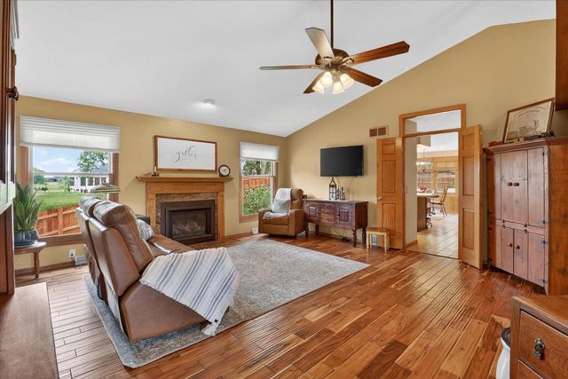 2309 E Pine Tree Court, Milton, WI 53563