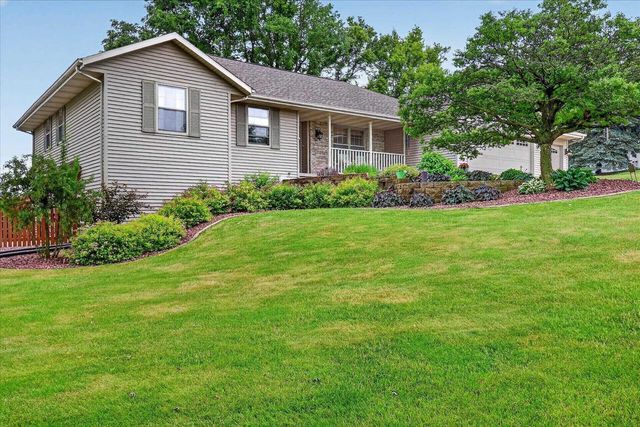 2309 E Pine Tree Court, Milton, WI 53563
