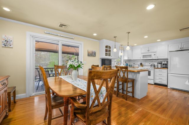 5 Kaycees Way, West Yarmouth, MA 02673