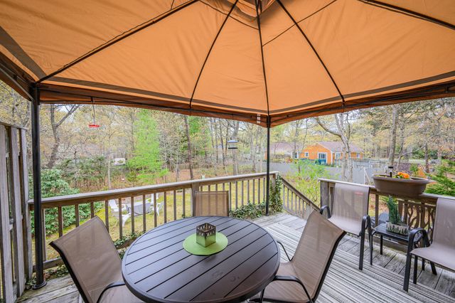 5 Kaycees Way, West Yarmouth, MA 02673